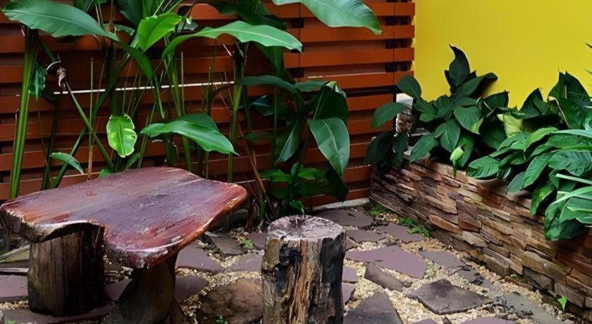 Tanisa Resort Chumphon Exterior foto